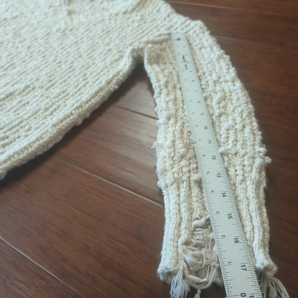 Wish list white / cream  knit sweater with worn‎ details size M/L V-neck western - Picture 6 of 9